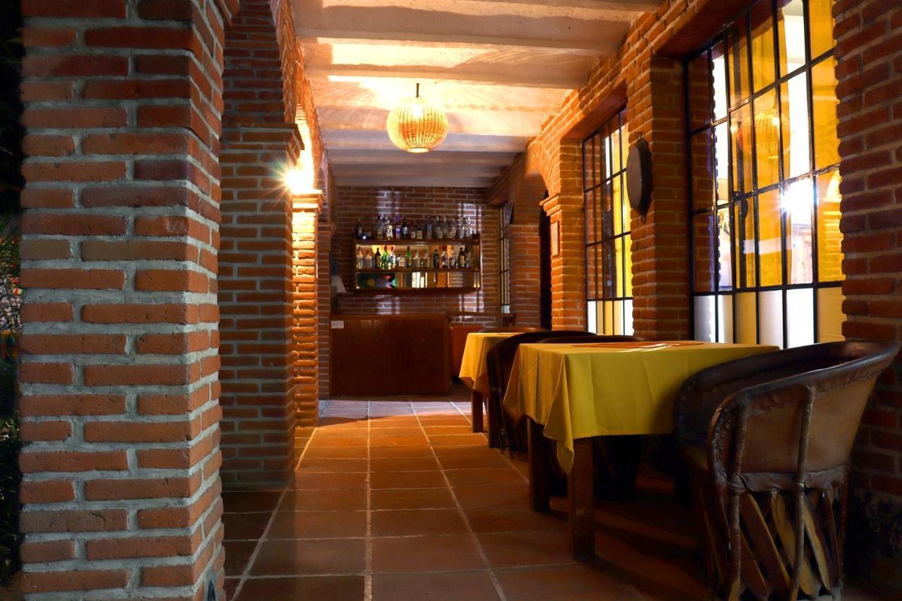 Hotel La Posada Del Valle (Adults Only) テポストラン エクステリア 写真